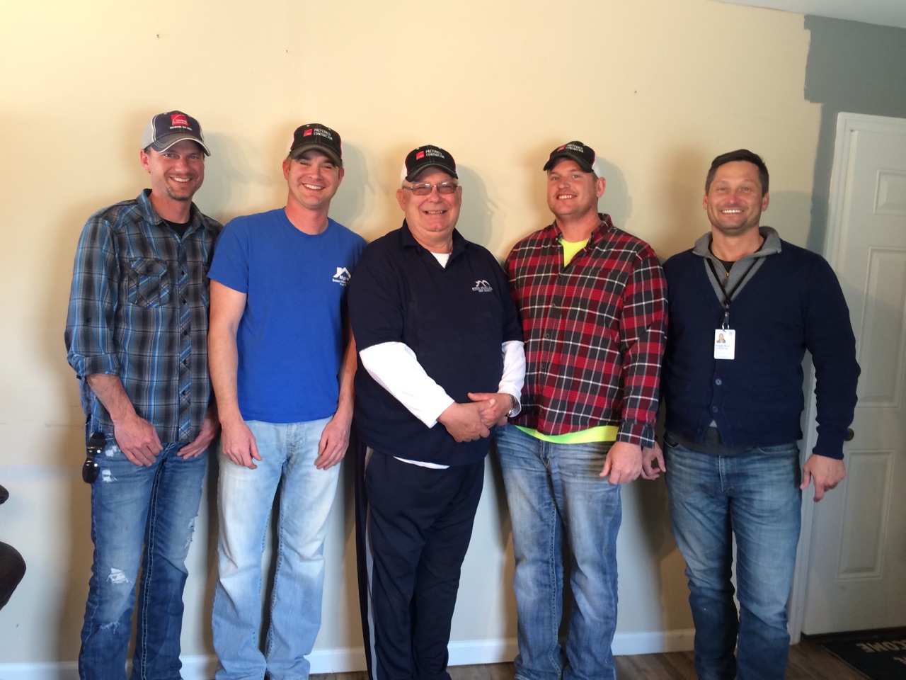Myers Select Homes Roofing Team In Troy Missouri